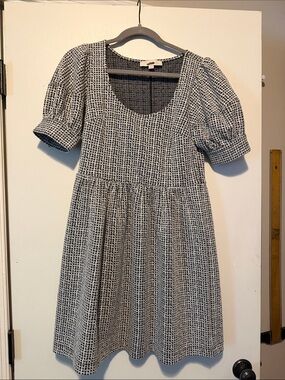 Black and White Textured Puff-Sleeve Women’s Dress LOFT